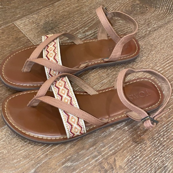 toms womens sandals